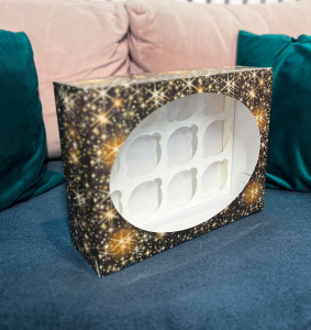 Коробка на 12 капкейков с ОВАЛЬНЫМ окном НОВОГОДНЯЯ КОРИЧНЕВАЯ 310х235х94мм