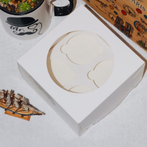 Коробка на 4 капкейка с КРУГЛЫМ окном 160х160х94мм