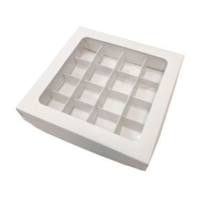 Коробка на 16 конфет с ОКНОМ 180х180х30мм