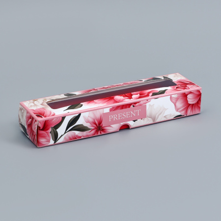 Коробка на 5 конфет PRESENT цветы 21х5х3,3см
